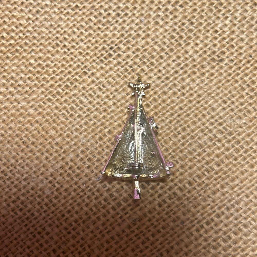 Christmas Tree🎄 Pin - Picture 3 of 3